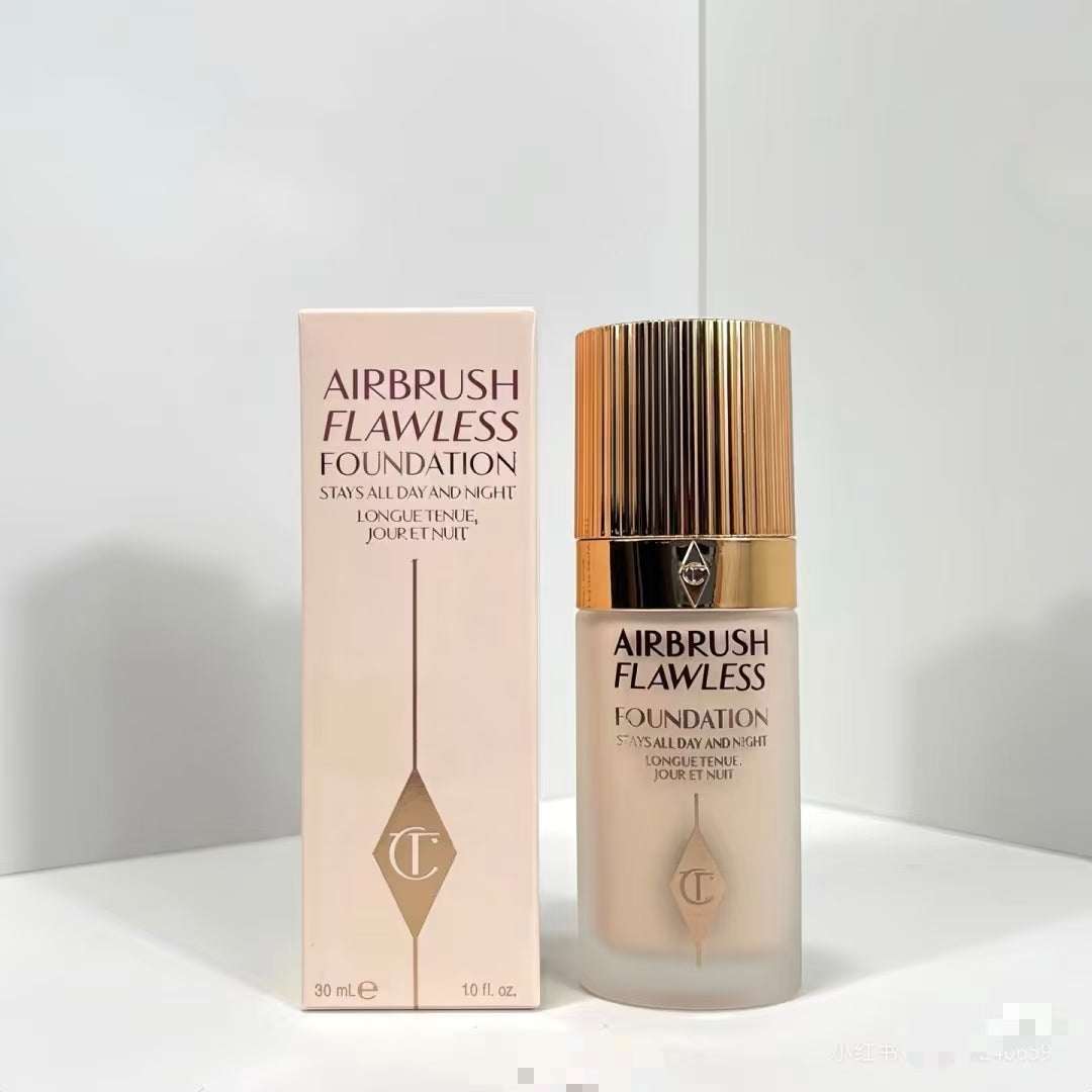 供應商現貨🌸香港專櫃 CT輕盈無暇持粧粉底液30ml | 預訂 逢星期一，三返倉執貨 其後約3-5個工作天寄出