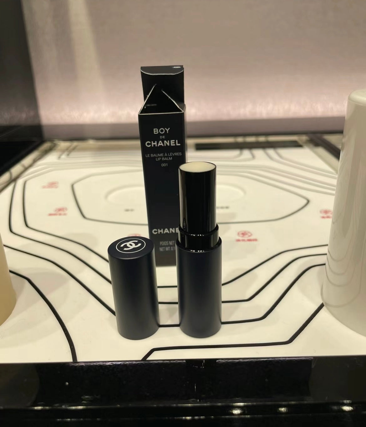 供應商現貨🌸免稅正品 Chanel香奈兒 男士潤唇膏001 | 預訂 逢星期一，三返倉執貨 其後約3-5個工作天寄出