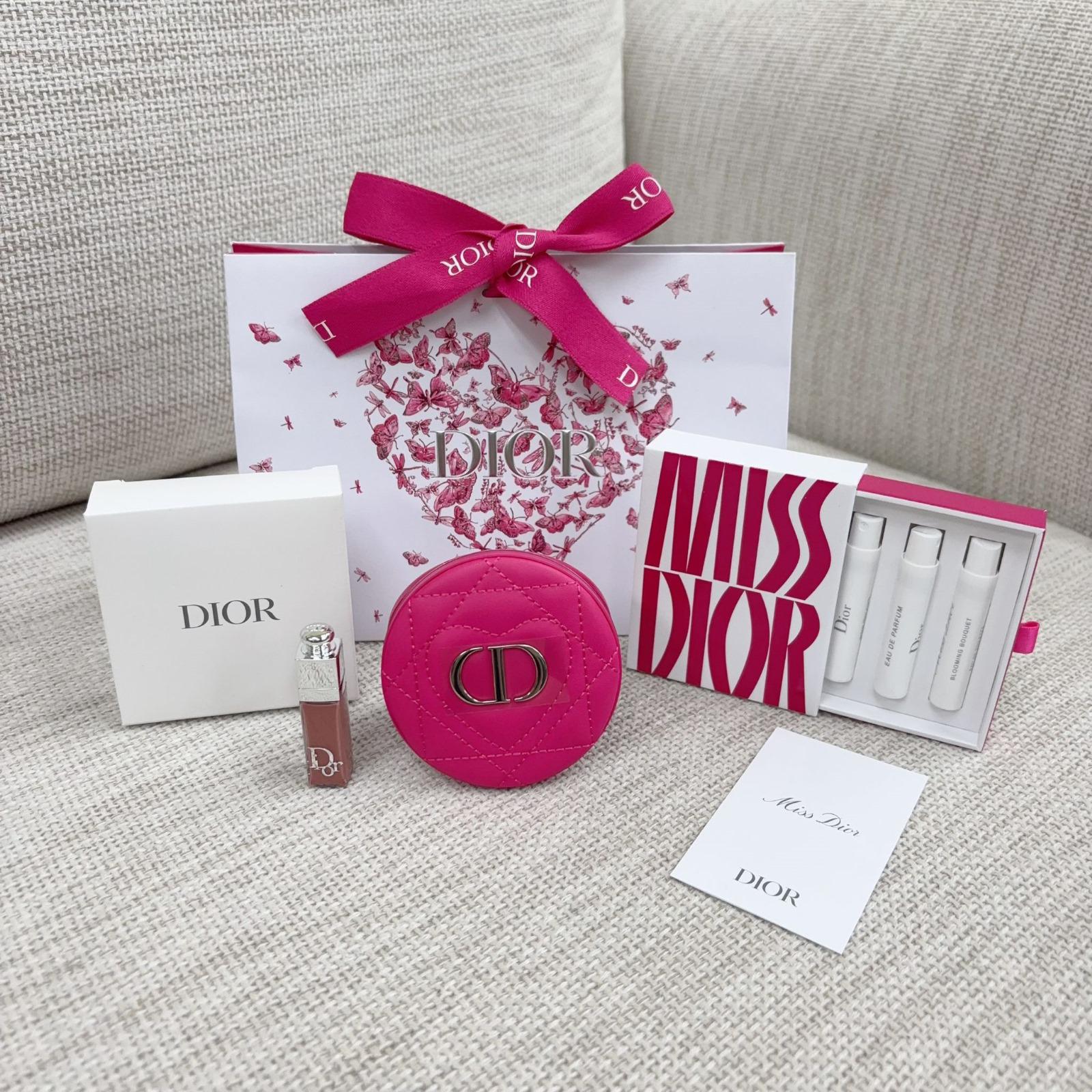 🌸🌟🌟Dior Beauty桃紅套裝 | 預訂約1-2星期