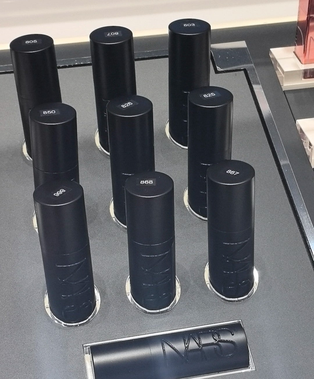 供應商現貨🌸香港專櫃 Nars黑管敢欲唇膏Take it off866 | 預訂 逢星期一，三返倉執貨 其後約3-5個工作天寄出