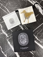 供應商現貨🌸免稅正品 Diptyque Perfumed Brooch -蒂普提克小鳥造型香氛胸針 | 預訂 逢星期一、三返倉執貨 其後約3-5個工作天寄出