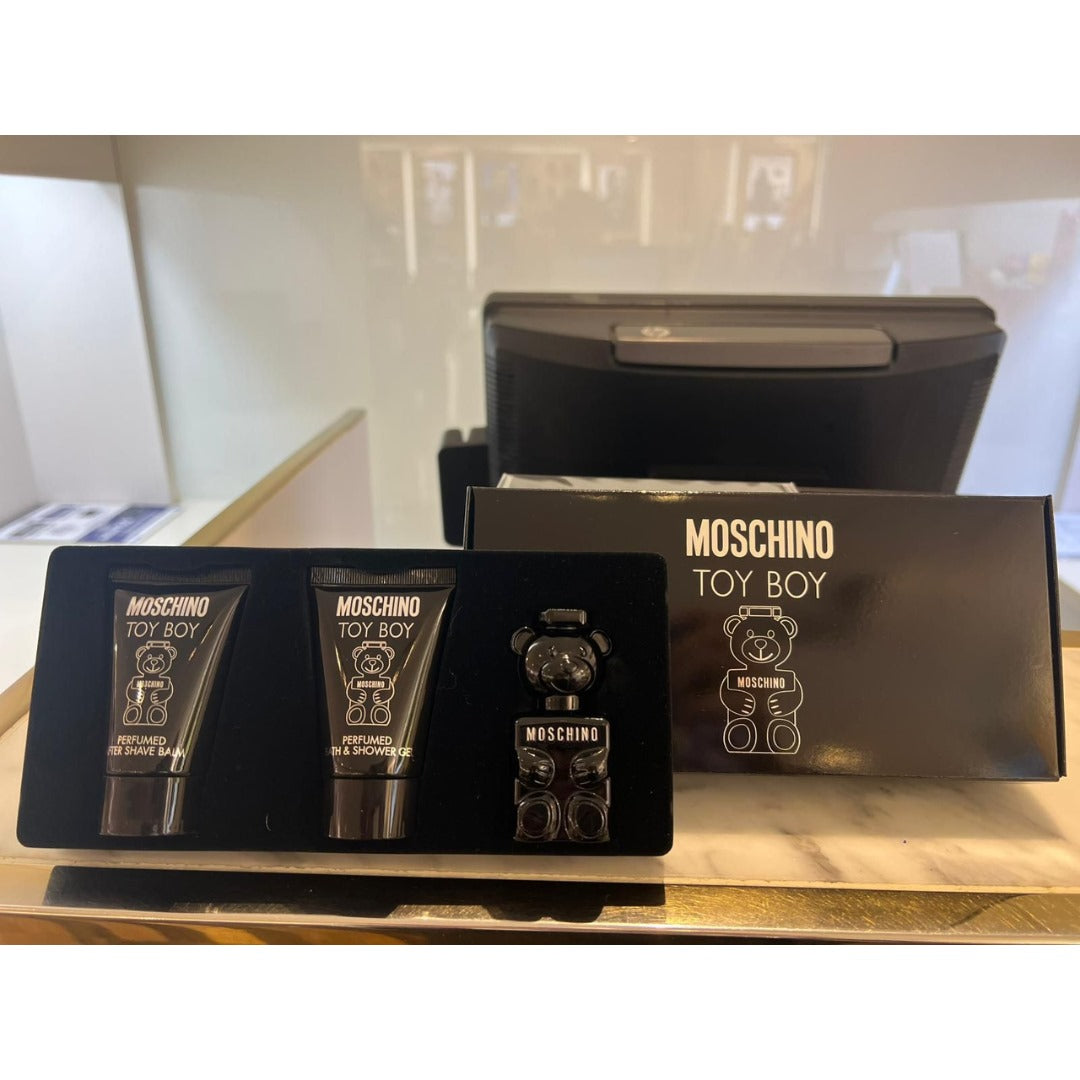 供應商現貨🌸數量只有1️⃣5️⃣0️⃣套💥做聖誕禮物一流 免稅正品 Moschino Toy boy禮盒套裝 | 預訂 逢星期一，三返倉執貨 其後約3-5個工作天寄出