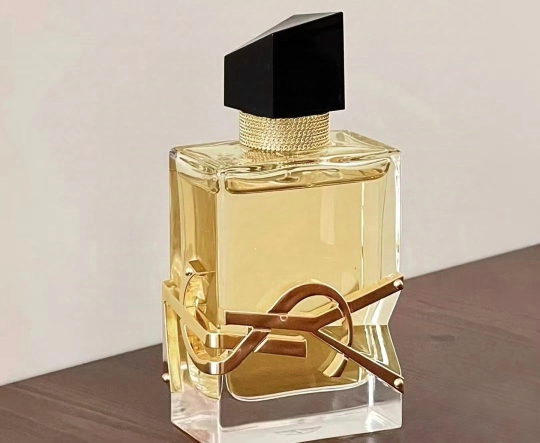 供應商現貨🌸香港專櫃 YSL聖羅蘭自由之水濃香30ml/50ml | 預訂 逢星期一，三返倉執貨 其後約3-5個工作天寄出