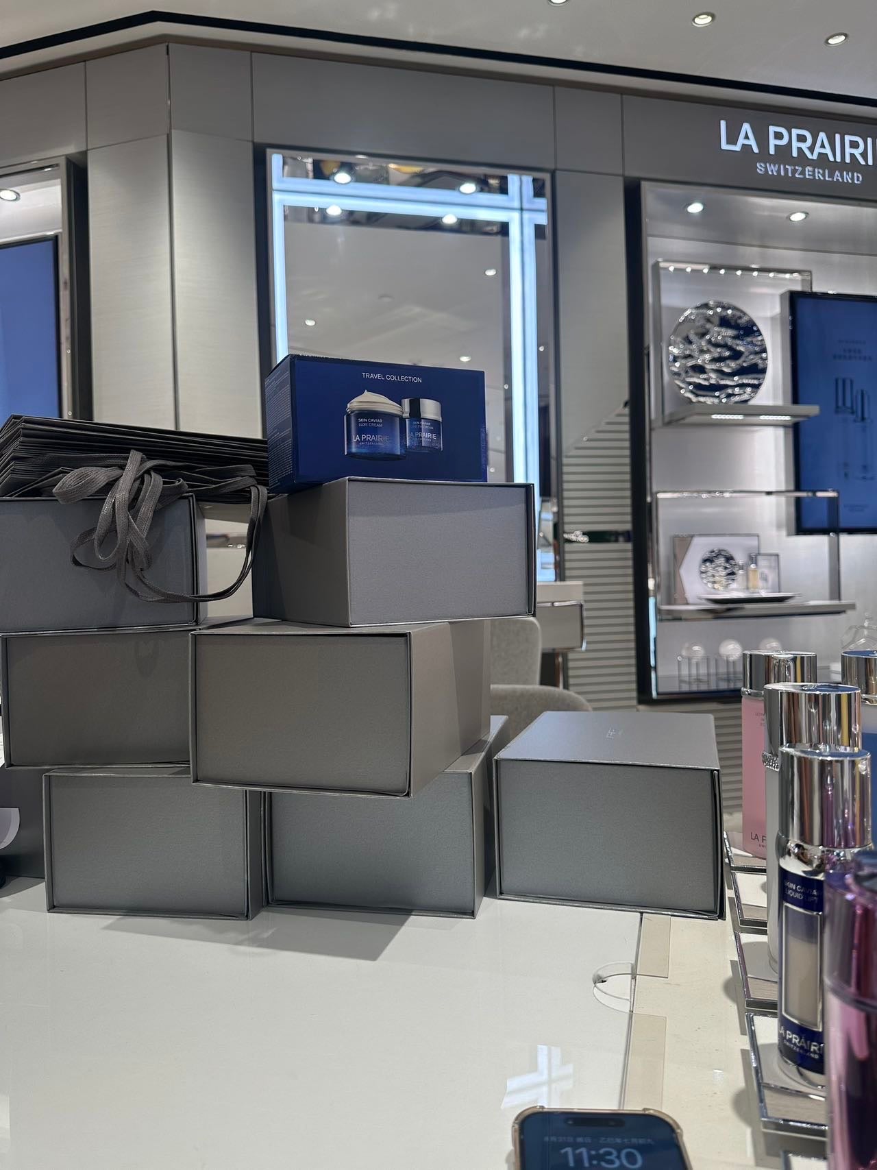 供應商現貨🌸專櫃團購 LA PRAIRIE萊伯妮/萊珀妮藍魚子兩件套（25年產） | 預訂 逢星期一，三返倉執貨 其後約3-5個工作天寄出