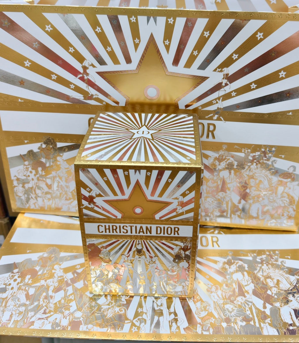 供應商現貨 只有10個🌸Dior專櫃2025水晶球配紙袋 | 預訂 逢星期一，三返倉執貨 其後約3-5個工作天寄出