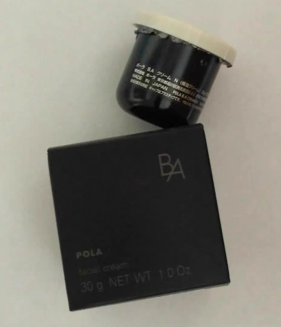 供應商現貨🌸香港專櫃 Pola黑BA面霜補充裝30g（23年3月生產） | 預訂 逢星期一，三返倉執貨 其後約3-5個工作天寄出