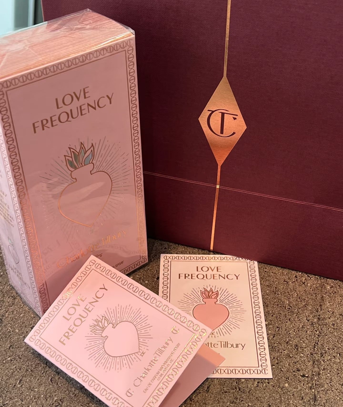【24小時網站自助下單】‼️大概只有50個‼️🌸香港專櫃 Charlotte Tilbury Love Frequency香水，1.5ml小樣試香裝 | 預訂約1-2星期