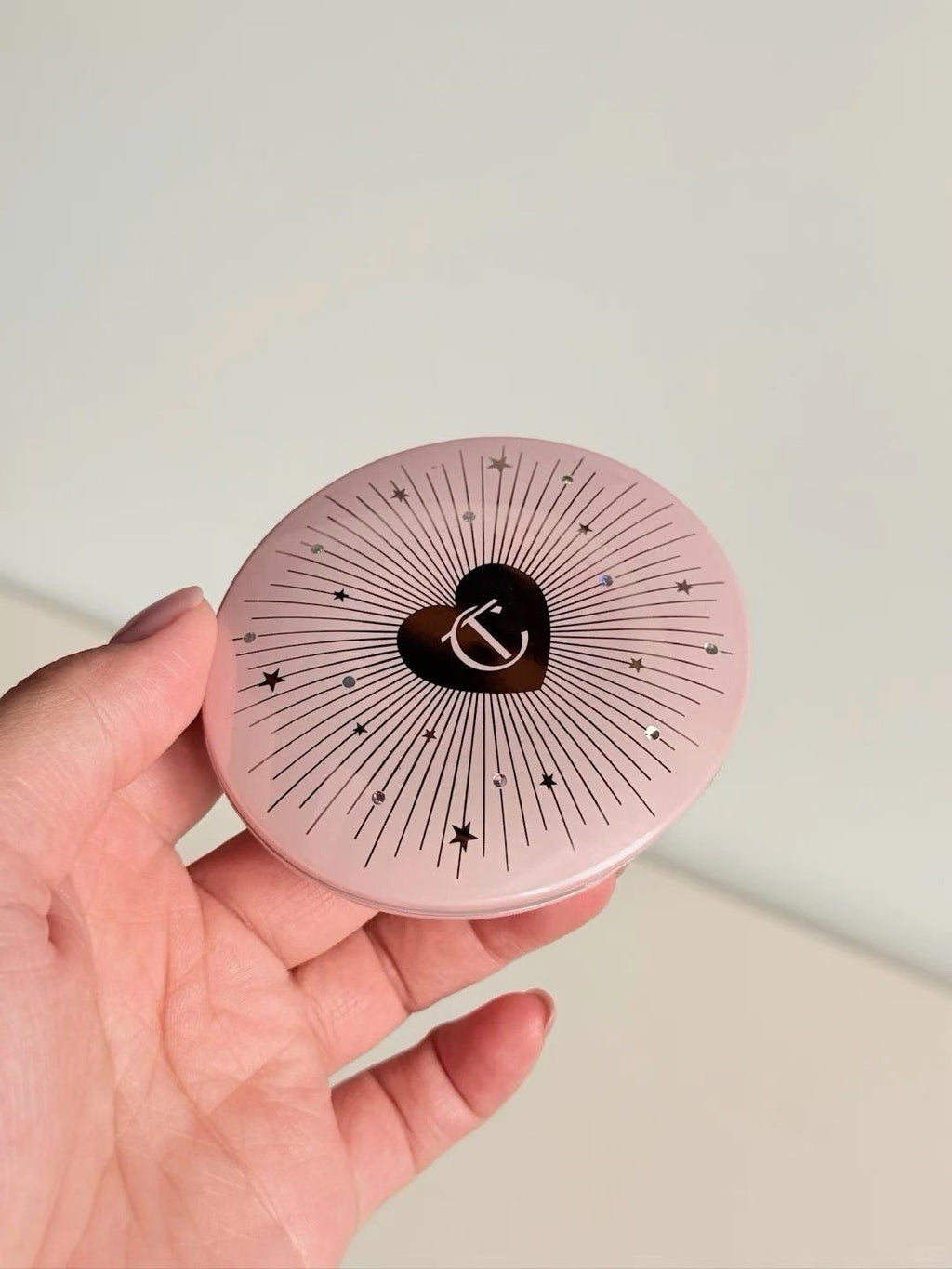 【24小時網站自助下單】🌸香港專櫃 限定版 Charlotte Tilbury CT 小紫餅 薰夢紫粉餅 10g | 預訂約1-2星期