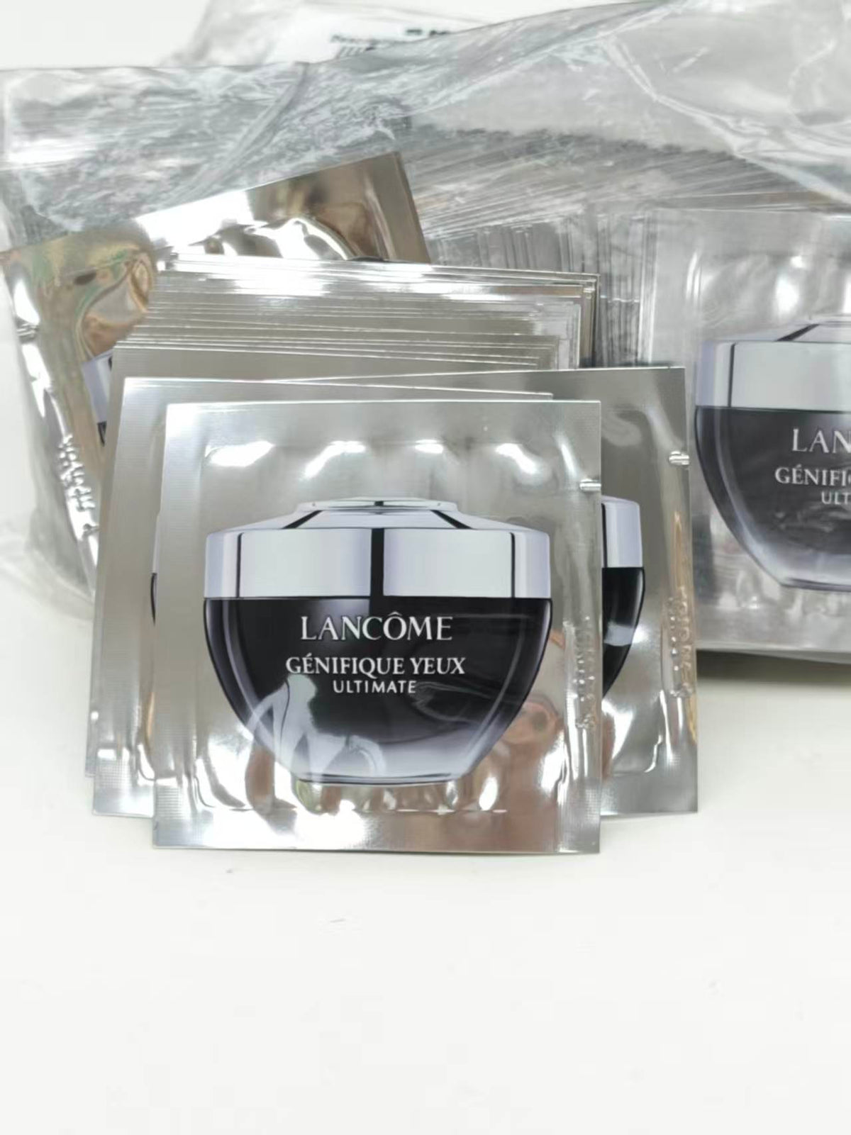 【24小時網站自助下單】供應商現貨🌸Lancome 蘭蔻超修小黑瓶眼霜1ml片裝 | 預訂 逢星期一，三返倉執貨 其後約3-5個工作天寄出 娉婷貿易公司 Exquisite Beauty Trading Company