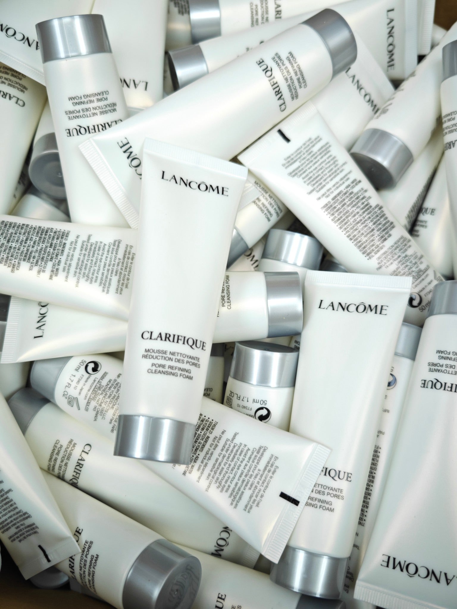 【24小時網站自助下單】供應商現貨🌸香港專櫃25年 Lancome 蘭蔻極光洗面奶50ml | 預訂 逢星期一，三返倉執貨 其後約3-5個工作天寄出 娉婷貿易公司 Exquisite Beauty Trading Company