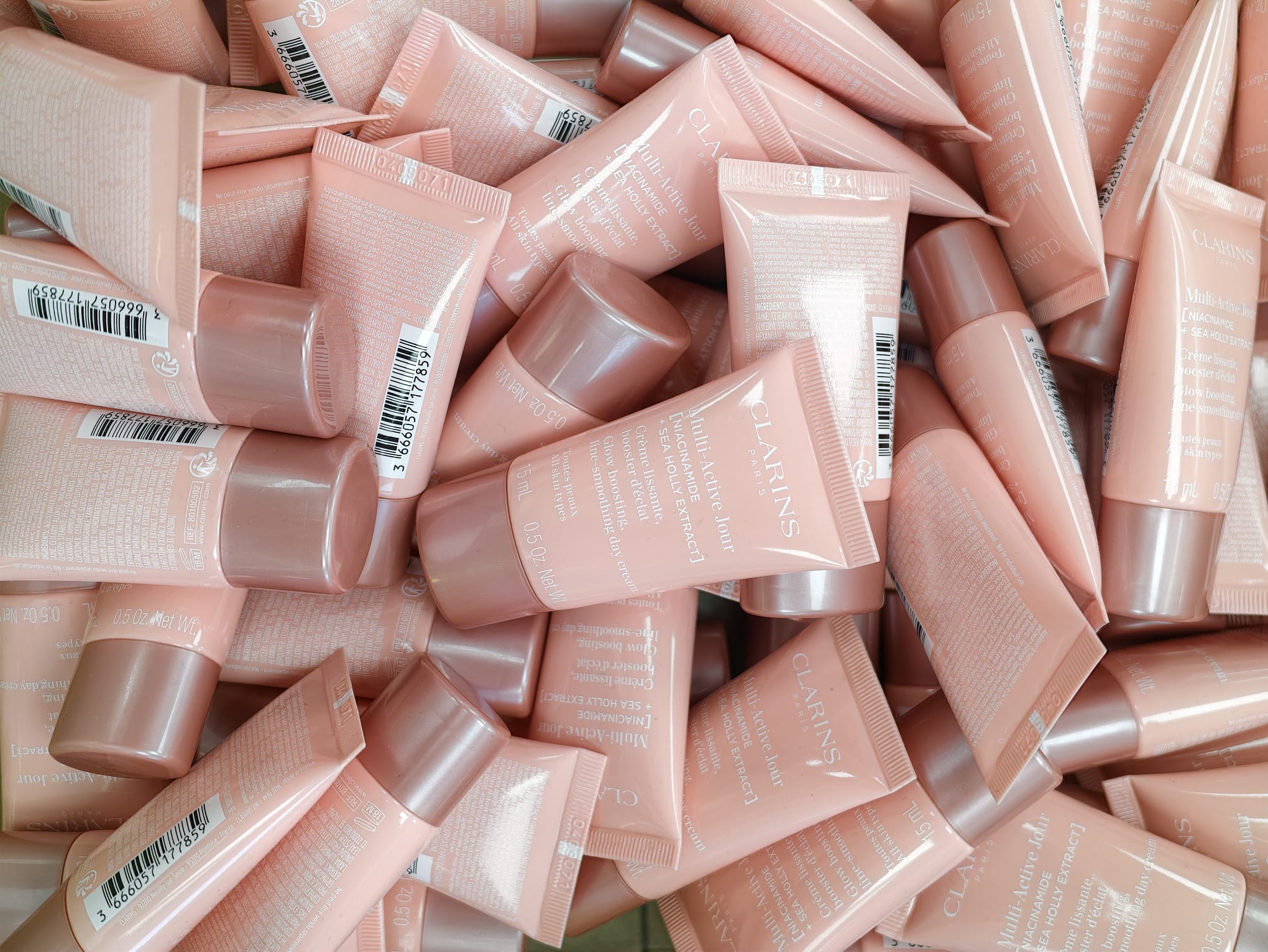 【24小時網站自助下單】供應商現貨🌸Clarins 嬌韻詩青春賦活多元日霜/夜霜15ml | 預訂 逢星期一，三返倉執貨 其後約3-5個工作天寄出 娉婷貿易公司 Exquisite Beauty Trading Company